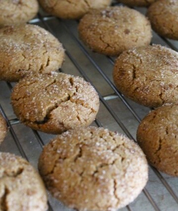 Brown sugar cookies on a cooling rack.