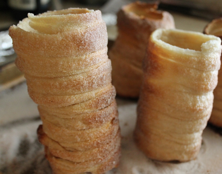 Kurtos Kalacs/Kürtőskalács/Chimney Cake - I camp in my kitchen