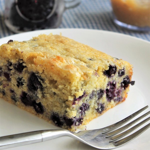 https://myrecipereviews.com/wp-content/uploads/2020/03/Blueberry-Cornbread.jpg